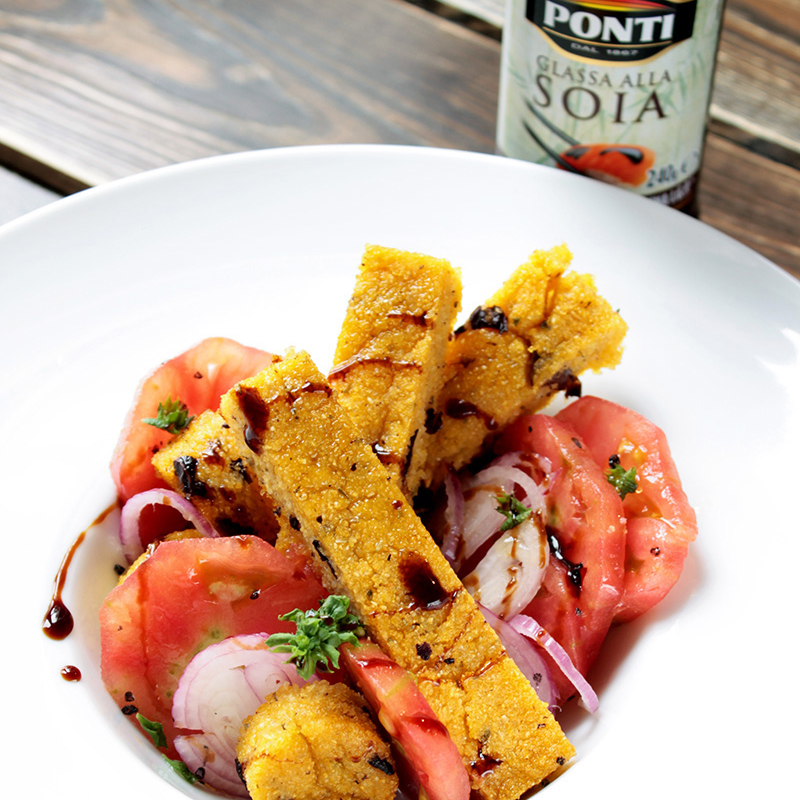 Immagine: Polenta condita -visione alternativa di un’insalata mediterranea- #RicettarioGlassePonti