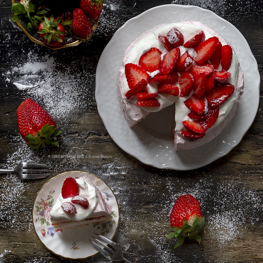 Immagine: Torta alle fragole e panna
