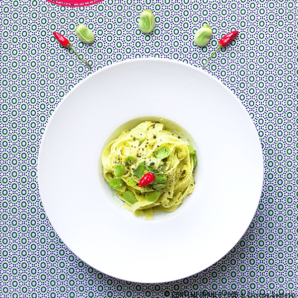 Immagine: Pasta con crema di fave fresche