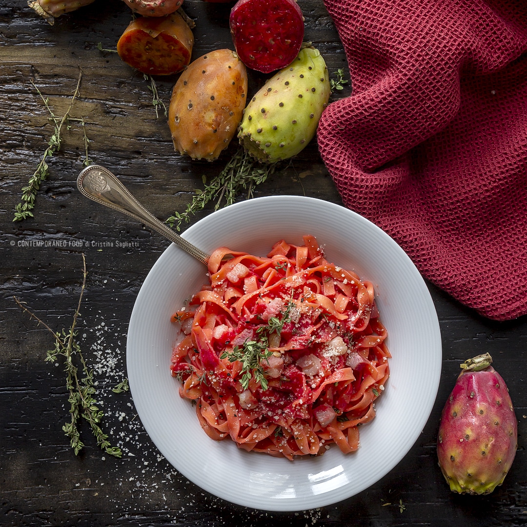 Immagine: Tagliatelle ai fichi d’india e pancetta affumicata al profumo di timo