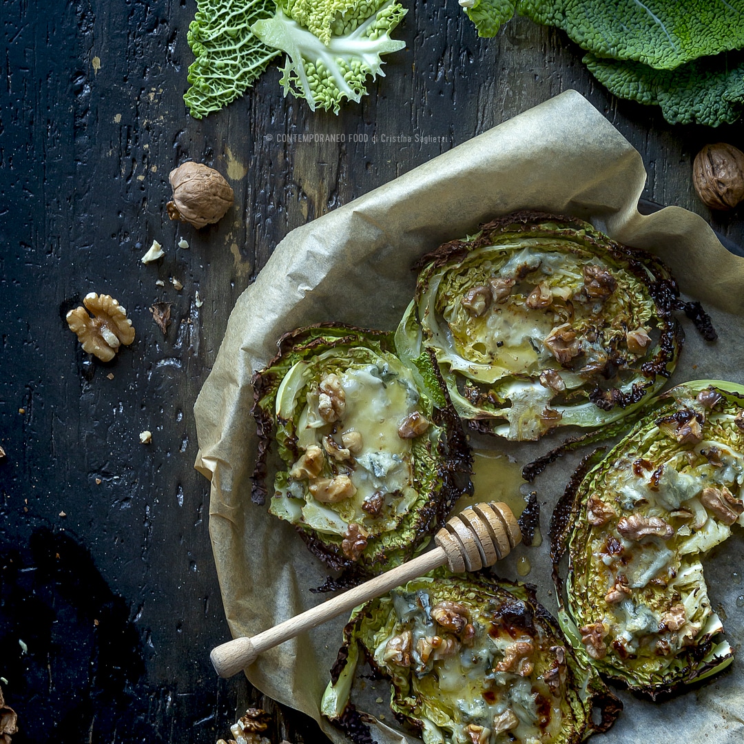 Immagine: Cavolo verza al forno con gorgonzola, miele e noci