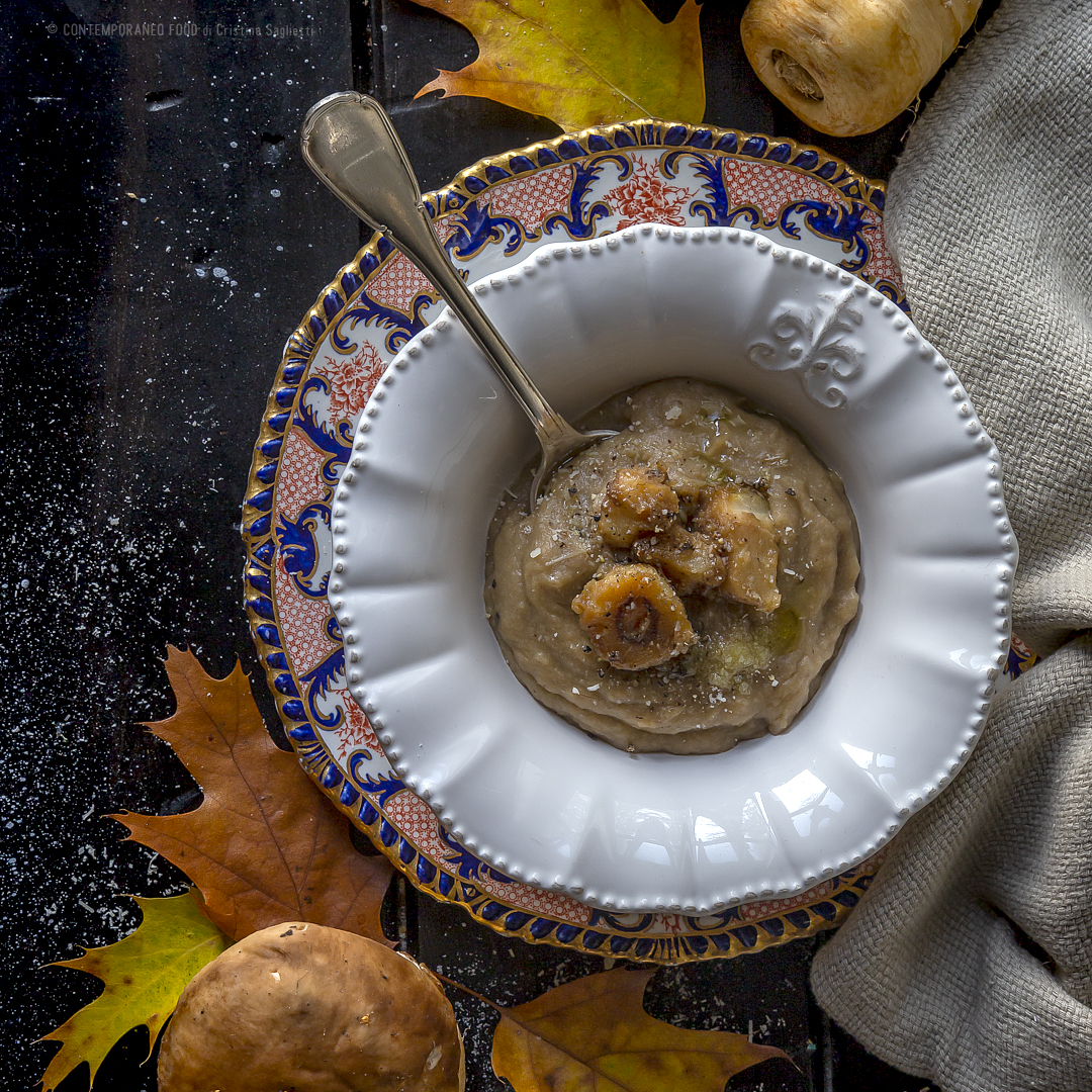 Immagine: Crema di pastinaca, funghi e patate