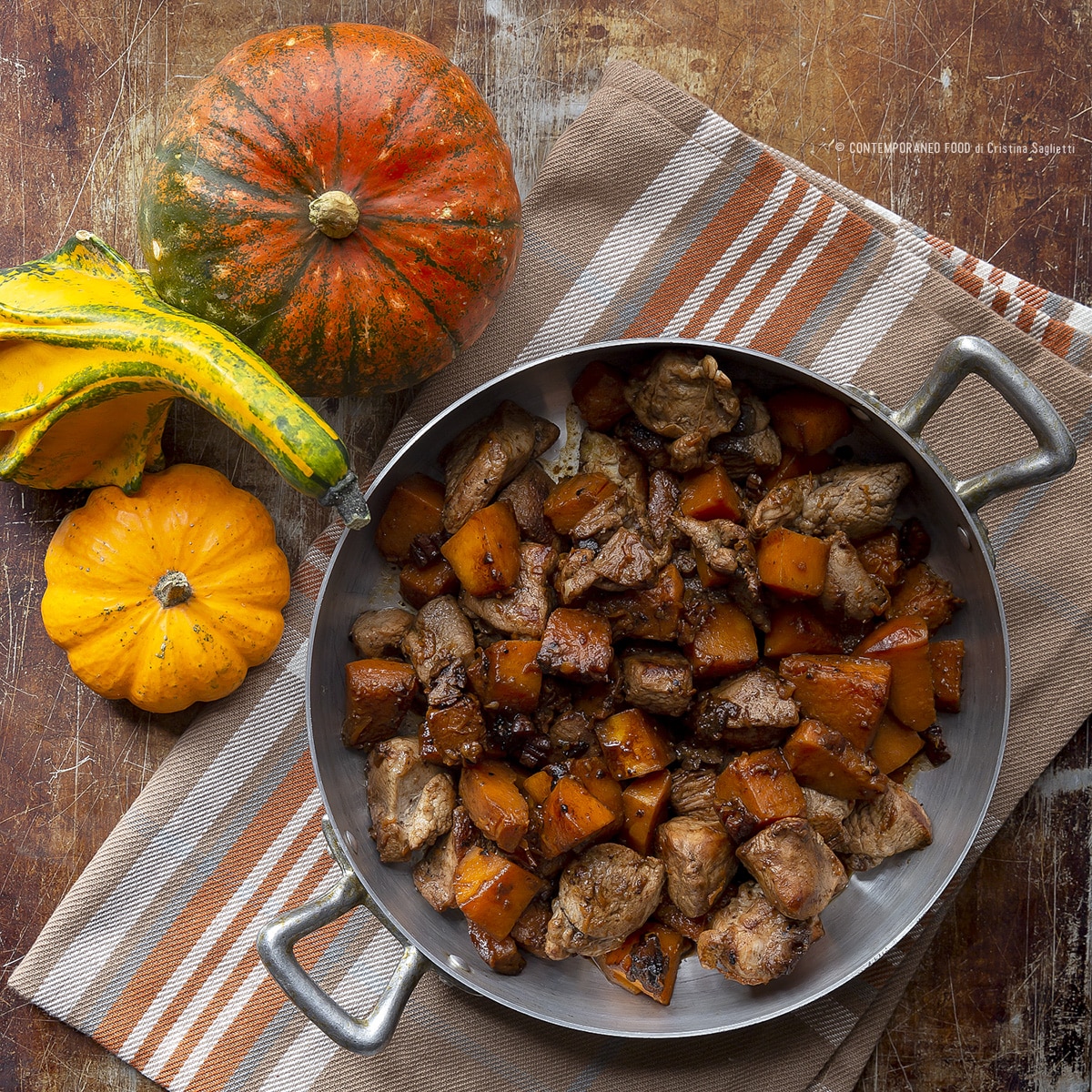 Immagine: Spezzatino veloce di tacchino alla zucca e aglio nero