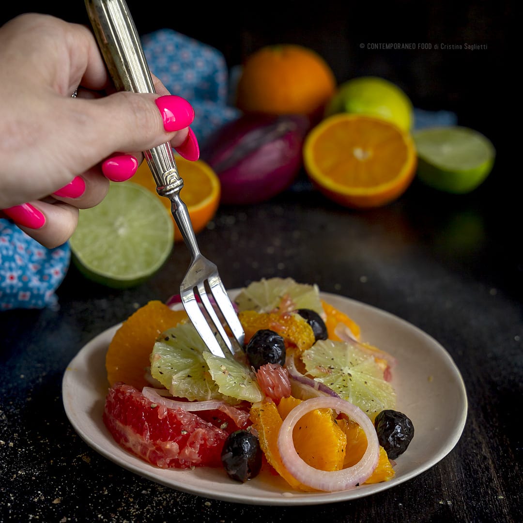 Immagine: Insalata di agrumi con cipolla di Tropea e olive nere