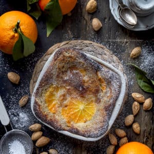 clafoutis-mandorle-arancia-ricetta-facile-merenda-veloce-dolce-al-cucchiaio-contemporaneo-food