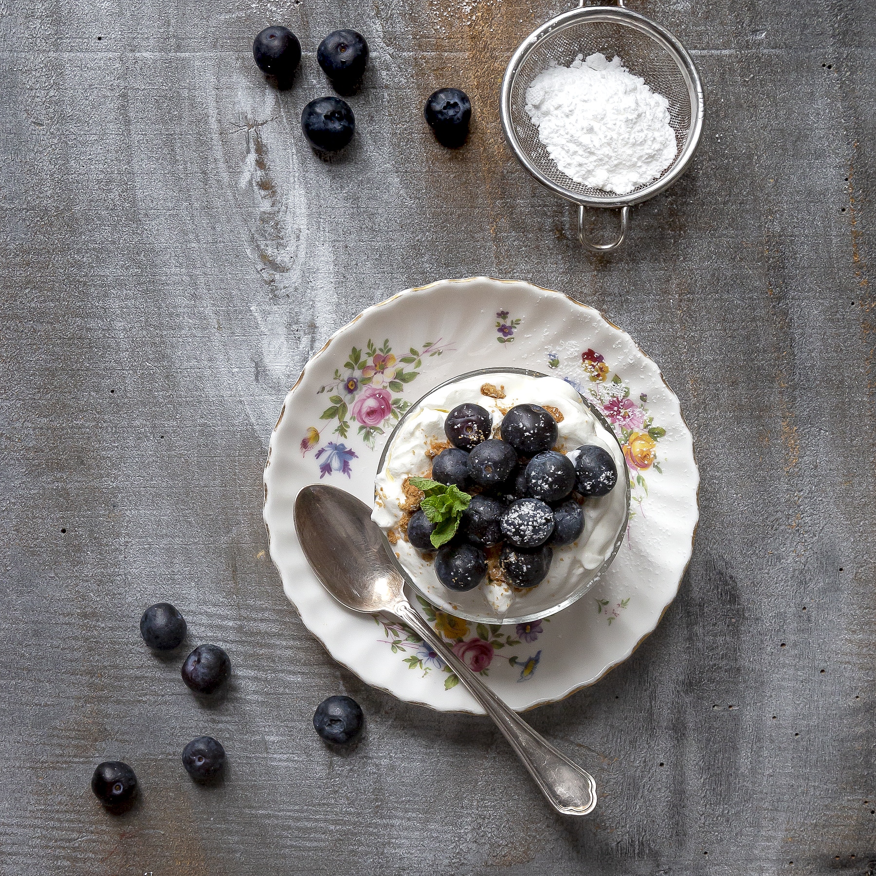 Immagine: Fool di mirtilli al sentore di Gin