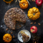 torta-sofficissima-alla zucca-con-mele-e-mandorlato-alla-vaniglia-dolce-facile-merenda-contemporaneo-food