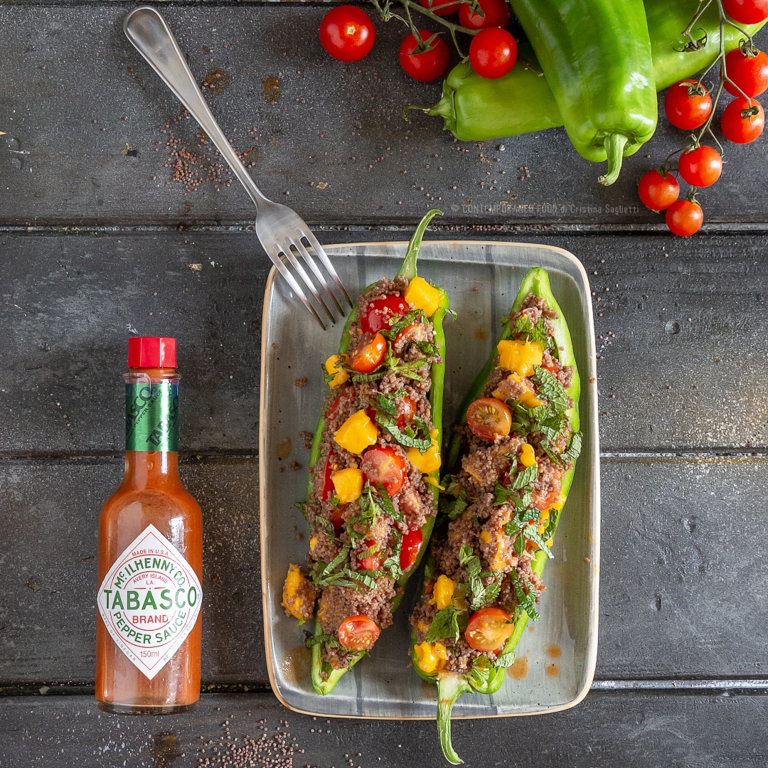 Immagine: Couscous di riso venere con mango, pachino e menta su peperone semi croccante