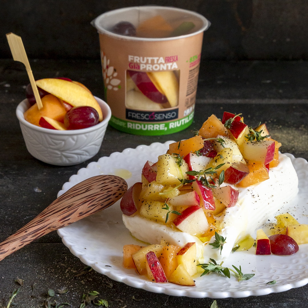 Immagine: Stracchino marinato con la frutta pronta Fresco Senso