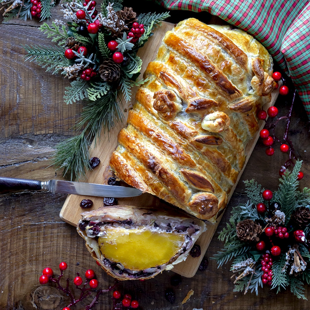 Immagine: Filetto di zucca alla Wellington con trevigiana, robiola, noci Pecan e mirtilli rossi