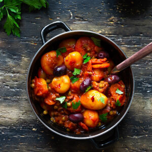patate-stufate-alle-olive-kalamata-piatto-vegetariano-facile-light-sano-veloce-contemporaneo-food