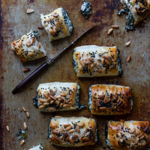 involtini-di-sfoglia-cavolo-nero-ricotta-antipasto-piatto-unico-facile-veloce-contemporaneo-food