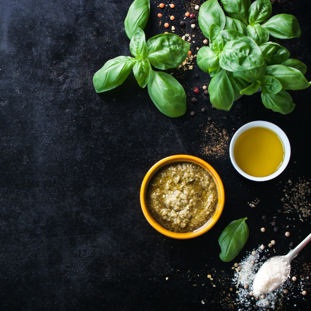 Immagine: Ingredienti e caratteristiche del pesto alla genovese