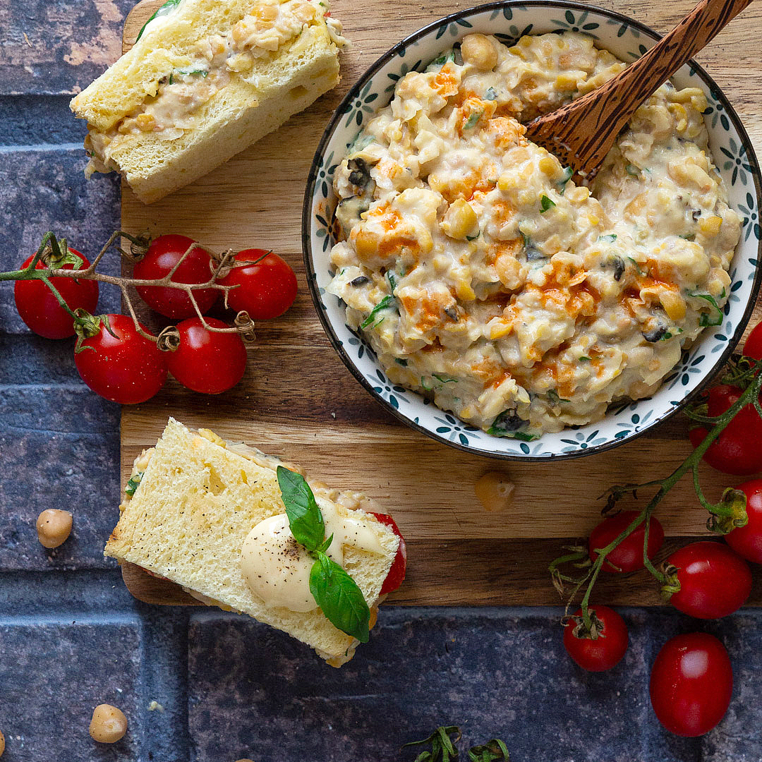 Immagine: Finto tonno vegano con maionese senza uova
