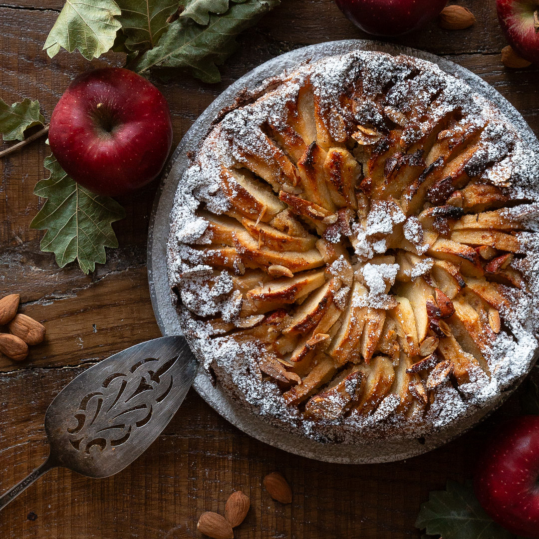 Immagine: Torta di mele senza glutine con mandorle e sciroppo d’acero